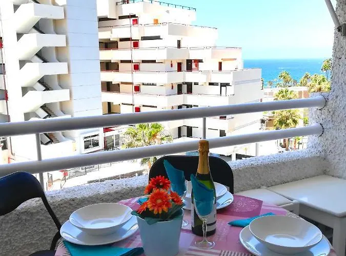 Near To The Ocean In Touristic Center Zone Appartement Playa Feñabe