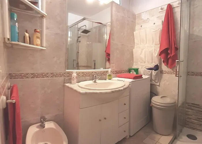 Near To The Ocean In Touristic Center Zone *