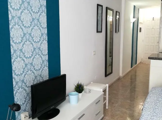 Near To The Ocean In Touristic Center Zone Appartement Playa Feñabe