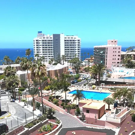 Apartment Near To The Ocean In Touristic Center Zone *